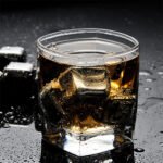 ⁦Pierres de glaçons réutilisables en acier inoxydable pour votre boisson – مكعبات الثلج للتبريد لمدة طويلة⁩ - الصورة ⁦3⁩